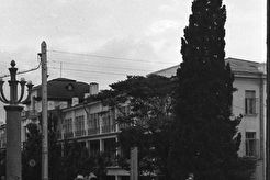 В Алуште (1960)