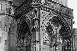 Eingangstür der Frauenkirche in Nürnberg  (1860)
