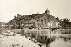 Замковая гора и река Нерис (Вилия) (1860)