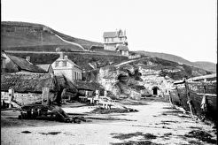 Barques sur la plage d'Étretat (1852)