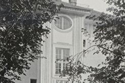 Straßenseite des Hauses von Hoesslin, Prinzenstr. 8 (1904)