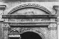 Portal rynek 29 (1880)