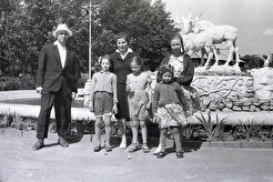 На Лыбедской бульваре (1960)