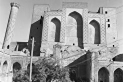 Изнанка главного пештака медресе Улугбека (1961)