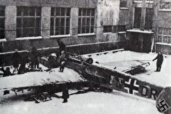 Сбитый немецкий самолёт (1941)