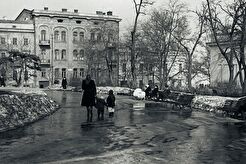 Театральная площадь (1960)