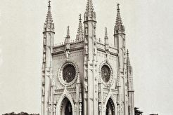 Готическая капелла в парке Александрия (1858)