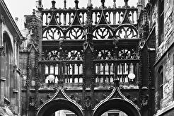 Cathédrale de Rouen. Passerelle (1945)