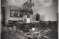Кабинет Александра III после захвата Зимнего дворца революционерами (1917)