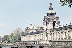 Zwinger (1960)