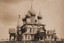 Вид северо-западного фасада церкви Иоанна Златоуста в Коровниках (1881)