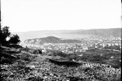 Vue générale prise du Mont Boron vers l'ouest (1863)