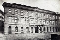 Ferenc József tér 4., Coburg-palota (1870)
