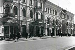 Кондитерский магазин на улице Ленинской (1960)