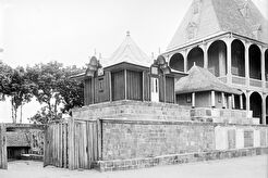 Tananarive. Tombeaux royaux et Palais d'Argent (1898)