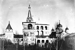 Вид Колокольни Ипатьевского монастыря. (1900)