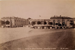 Versailles. Palais du Grand Trianon. Façade principale (1877)