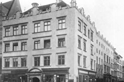 Kamienica Pod Złotą Koroną (Haus zur goldenen Krone, Ring 29) (1900)