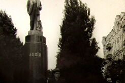 На бульварі Тараса Щевченка. Який рік ? (1950)