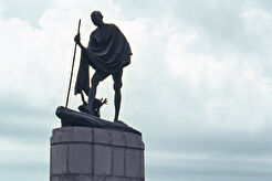 Mahatma Gandhi Statue (1965)