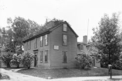 Hancock-Clarke House (1900)