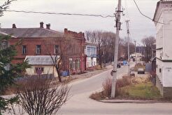 Вид улицы Ленина в сторону паромной переправы (1990)