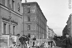 Канализационные работы на улице Халтурина (1920)