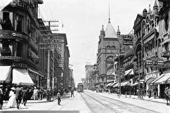 Yonge Street looking north from Temperance (1903)