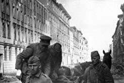 Доставка раненых (1945)