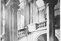 Stadtschloss, Marmortreppe (1920)