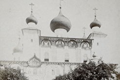 Соловецкий монастырь. Вид из Святых ворот (1887)