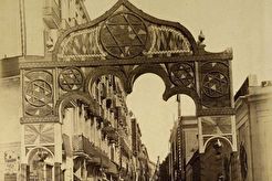 Arco de Triunfo, a la entrada del dormitorio de San Francisco (1860)