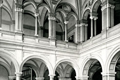 Eingangshalle des Bundeshauses-Ostbau (1895)