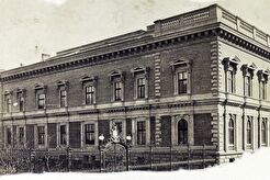 Esterházy-palota (1870)