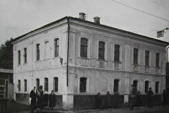 Дом на углу улиц Красноармейской и Халтурина (1960)