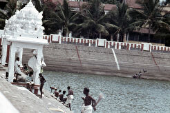 Shiva Temple of Thiruvannamalai Kunrakkudi (1965)