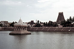 Shiva Temple of Thiruvannamalai Kunrakkudi (1965)