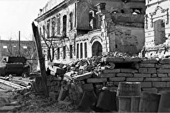 Сталинград. КВ-1 на улице Советской (1942)