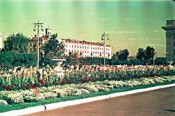 Дом по улице Володарского, 43 (Хохрякова, 36) (1960)