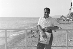 На пирсе в Адлере (1961)
