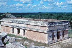 Casa de las Tortugas, Uxmal (1983)