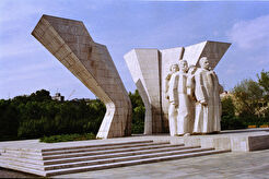 The monument to Gottwald on Gottwald Square (1989)